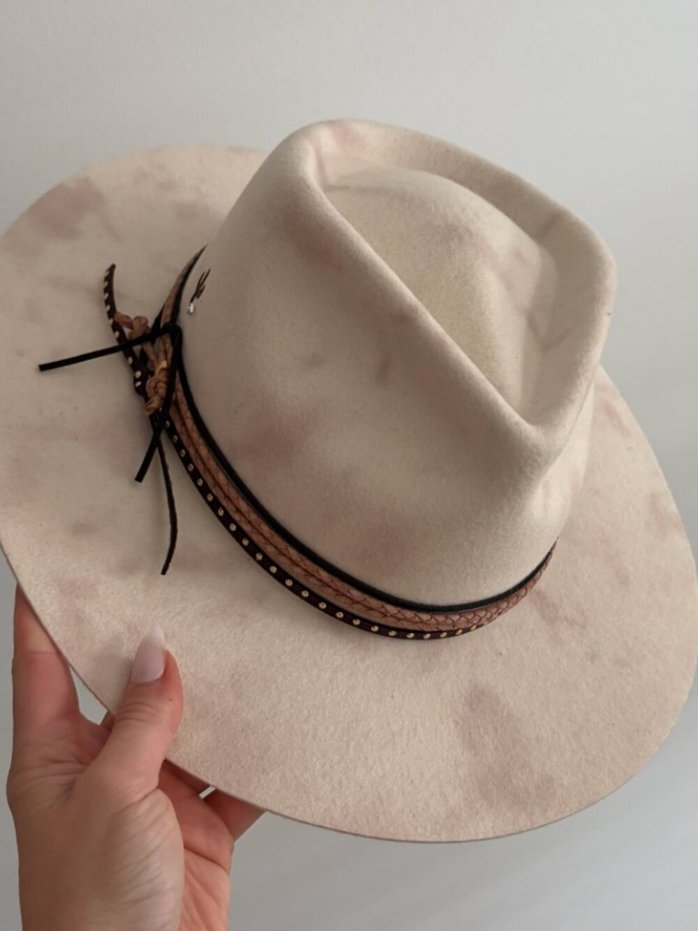 Rare Women's Cream Tie Dye Wide-Brim Wool Fedora Hat with Braided Accent
